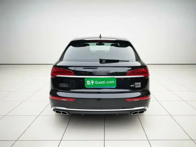Audi Q5L — Фото автомобиля 5