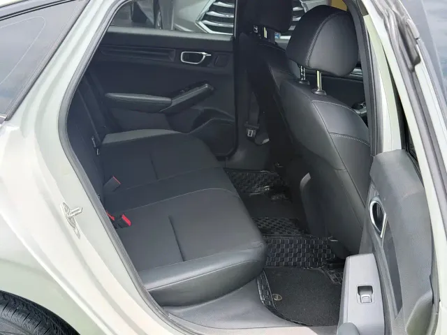 Honda Civic — Фото автомобиля 10