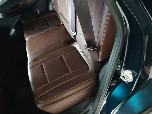 Forthing T5 — Фото автомобиля 16