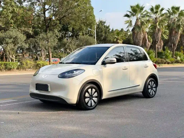 Фотография автомобиля — Wuling Bingo