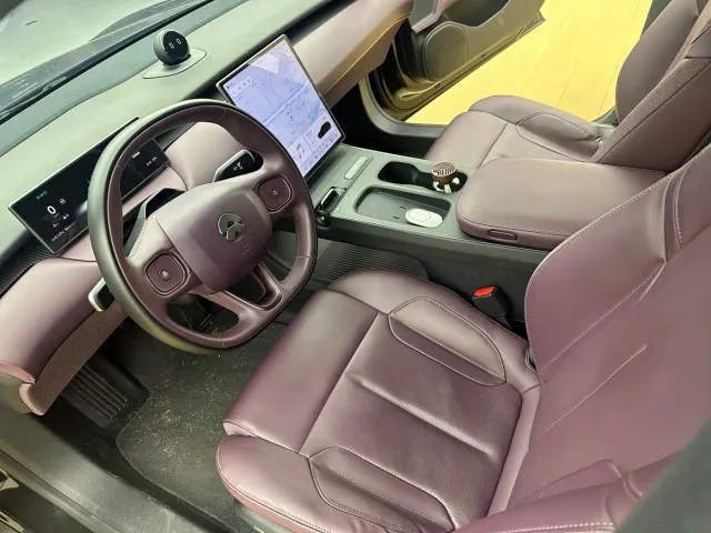 Nio ET5 Touring — Фото автомобиля 6