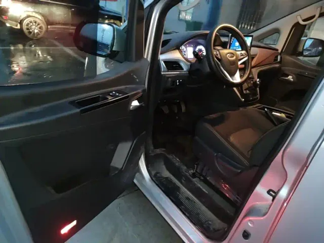 JAC Refine M3 — Фото автомобиля 15