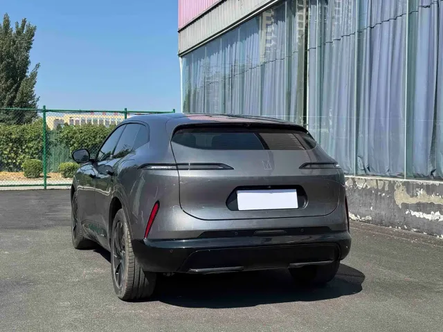 Avatr Avatr 07 2024 Max Extended Range — Фото автомобиля 4