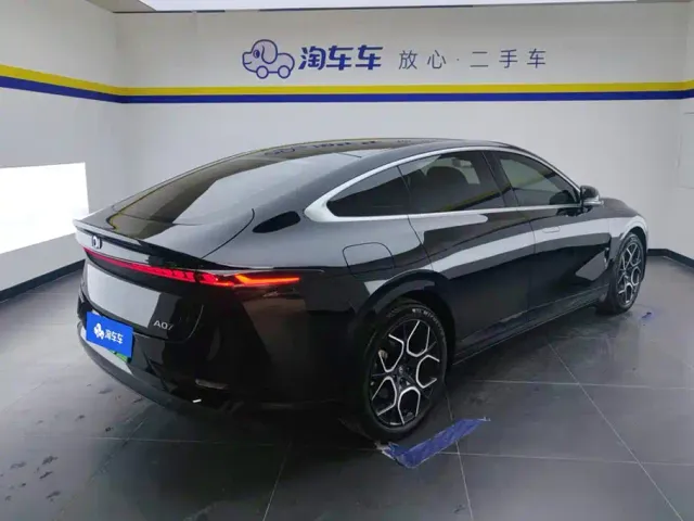 Changan Qiyuan A07 — Фото автомобиля 3