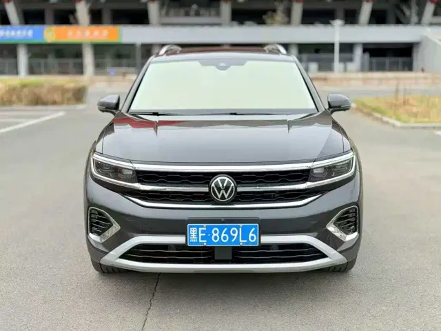 Фотография автомобиля — Volkswagen Talagon