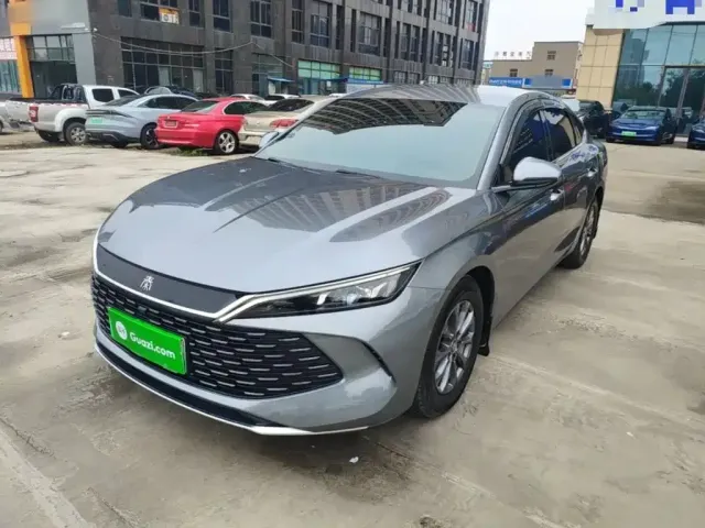 Фотография автомобиля — BYD Qin L