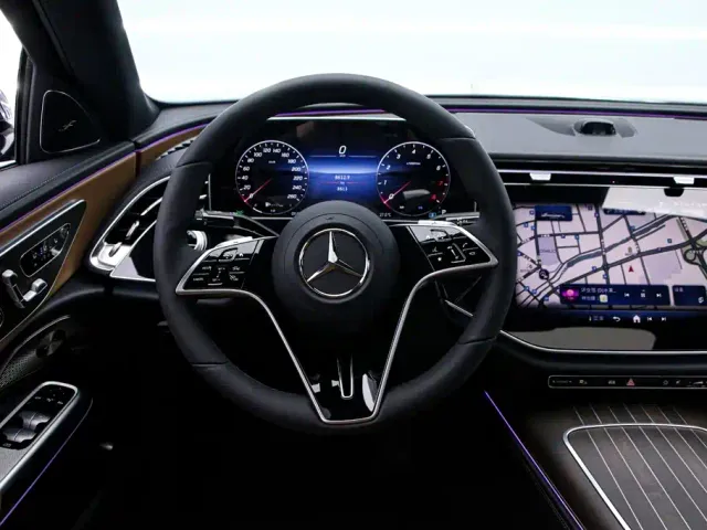 Mercedes-Benz E-Class — Фото автомобиля 7