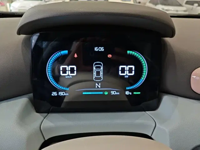Leapmotor T03 — Фото автомобиля 11