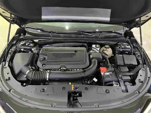Buick LaCrosse — Фото автомобиля 13