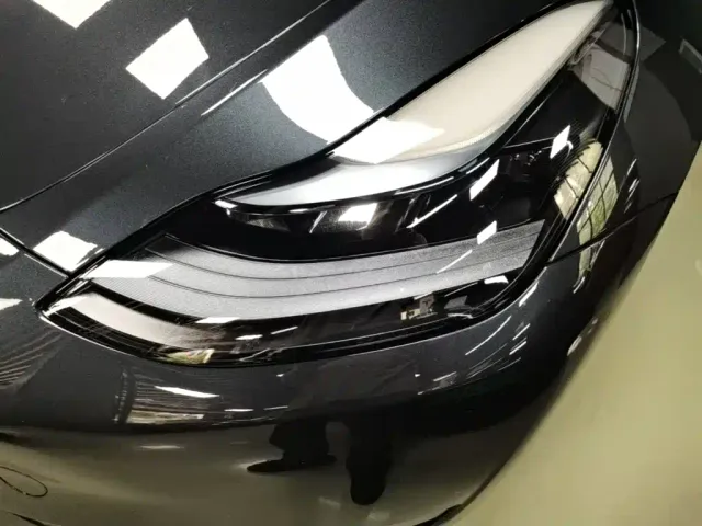 Tesla Model Y — Фото автомобиля 23