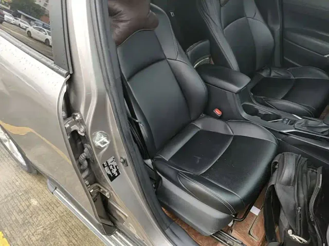 Toyota Frontlander — Фото автомобиля 24