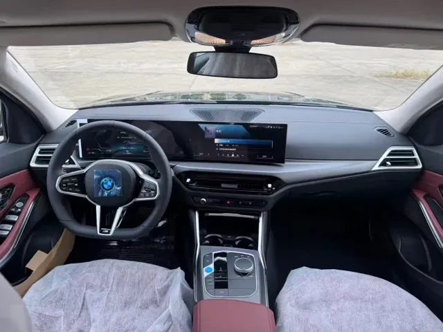 BMW i3 — Фото автомобиля 6