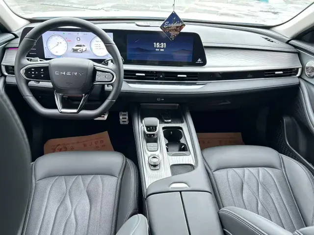 Chery Arrizo 8 — Фото автомобиля 5