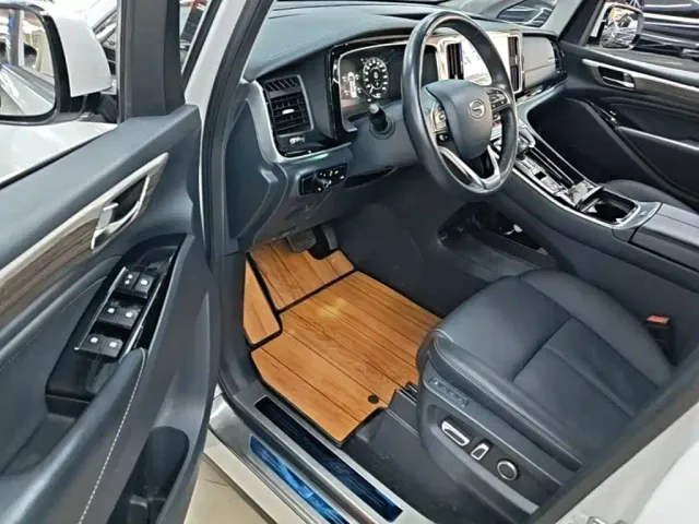 GAC Trumpchi M8 — Фото автомобиля 15