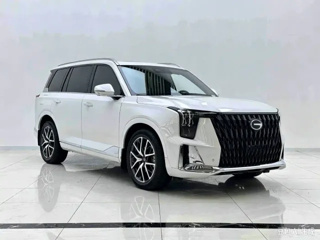 GAC Trumpchi GS8 — Фото автомобиля 3