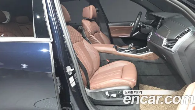 BMW X5 xDrive 40i M Sport — Фото автомобиля 11