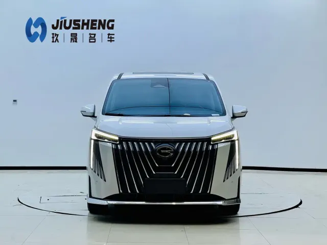 GAC Trumpchi M8 — Фото автомобиля 2