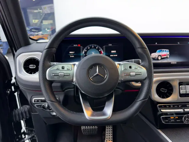 Mercedes-Benz G-Class — Фото автомобиля 19