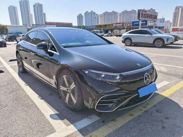 Mercedes-Benz EQS — Фото автомобиля 4