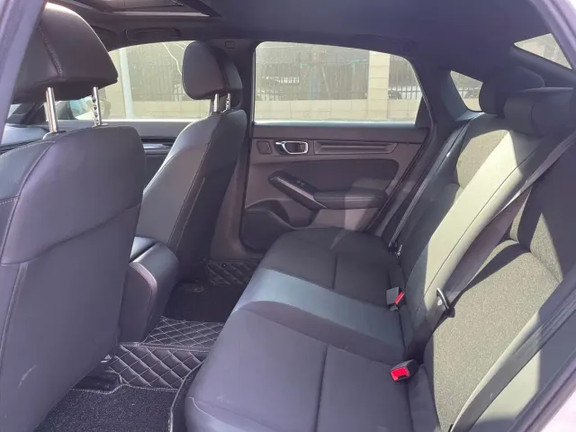 Honda Civic — Фото автомобиля 5