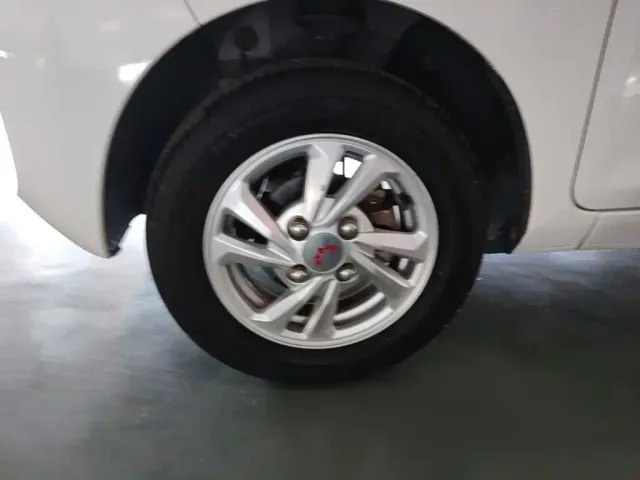 Wuling Hongguang Mini EV — Фото автомобиля 22