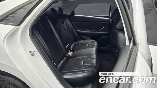 Hyundai Avante CN7 — Фото автомобиля 26