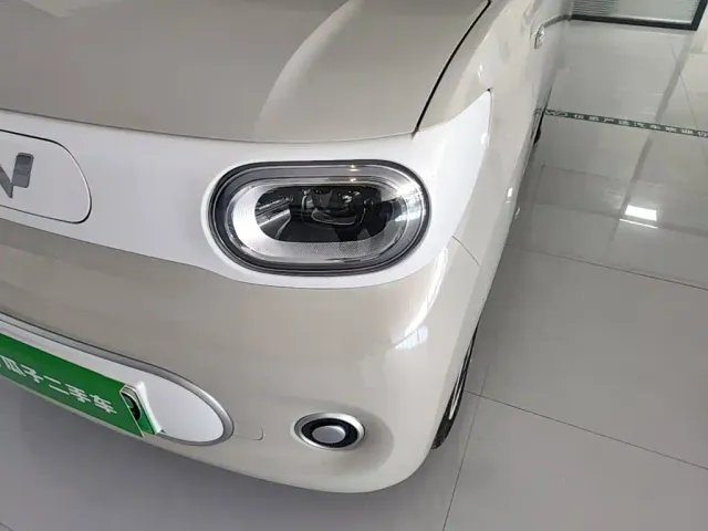 Wuling Hongguang Mini EV — Фото автомобиля 23