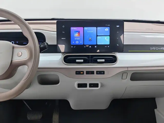 Geely Panda — Фото автомобиля 12