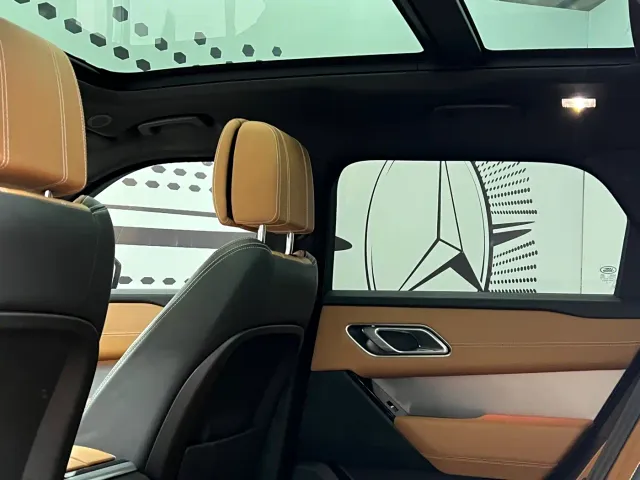 Land Rover Range Rover Velar 2022 250PS Golden Collector's Edition — Фото автомобиля 9