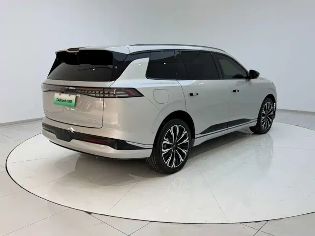 Dongfeng eπ 008 — Фото автомобиля 8