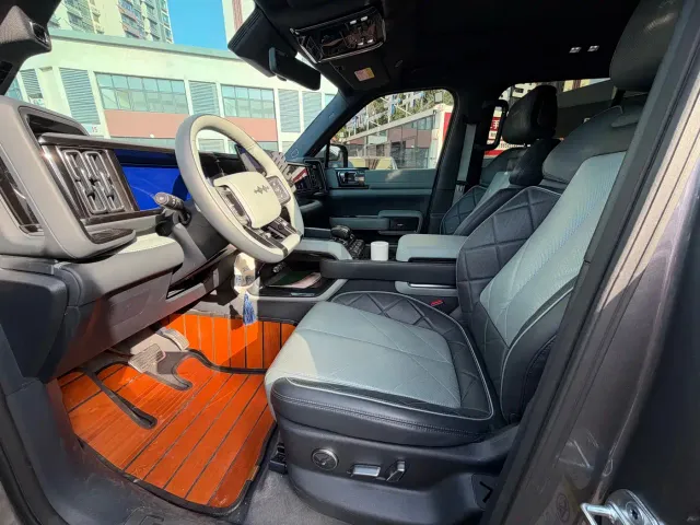 BYD FangChengBao Leopard 5 — Фото автомобиля 9