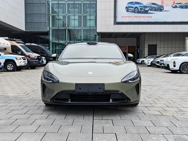 Xiaomi SU7 — Фото автомобиля 2