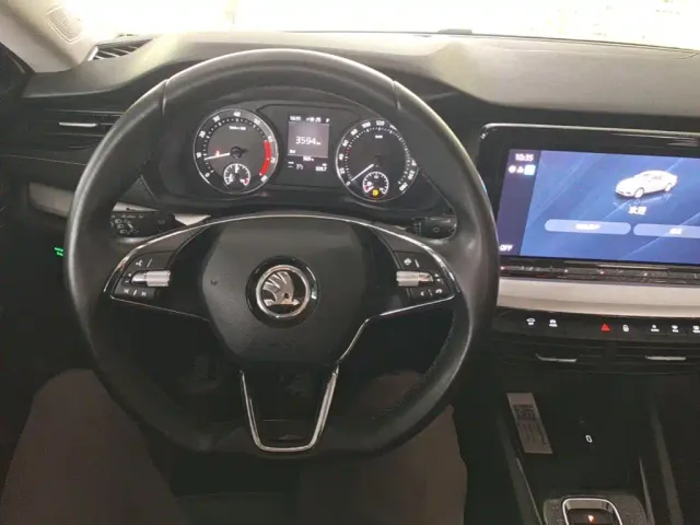 Skoda Octavia — Фото автомобиля 10