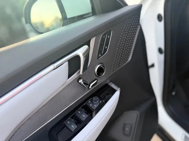 Buick E5 — Фото автомобиля 11