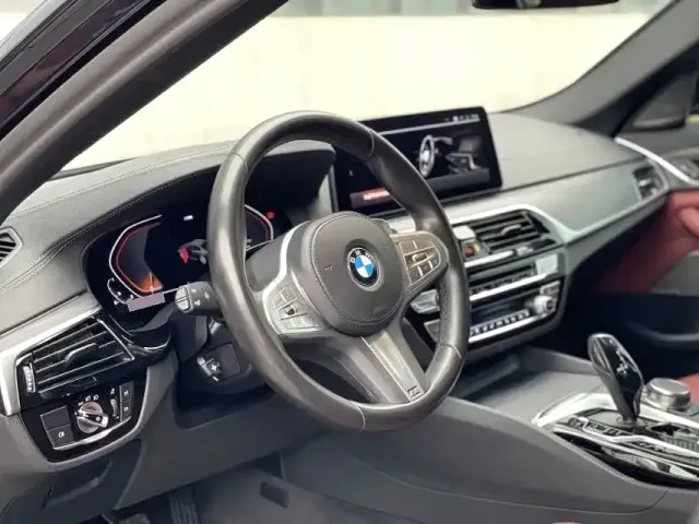 BMW 5 Series — Фото автомобиля 7