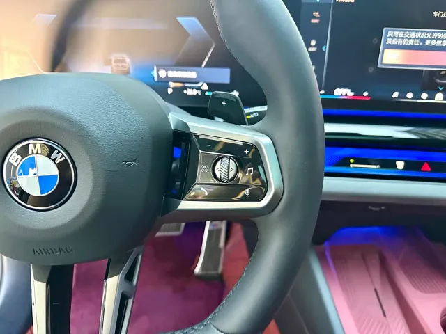 BMW 5 Series — Фото автомобиля 16