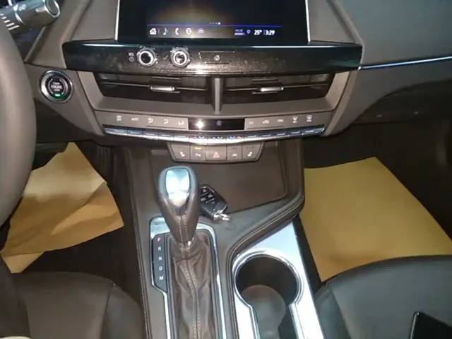 Cadillac CT4 — Фото автомобиля 13