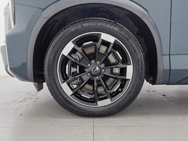 GAC Trumpchi ES9 — Фото автомобиля 17