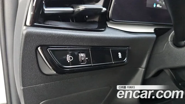 Kia Niro — Фото автомобиля 26