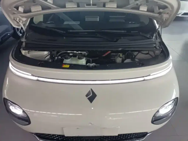 Baojun Cloud — Фото автомобиля 19