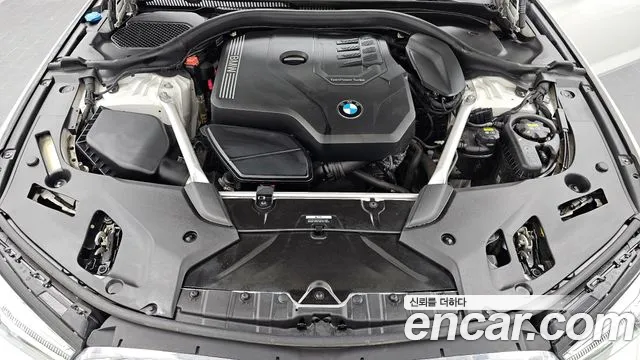 BMW 5 Series G30 — Фото автомобиля 6