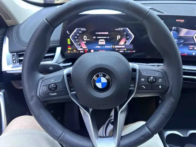 BMW X1 — Фото автомобиля 12