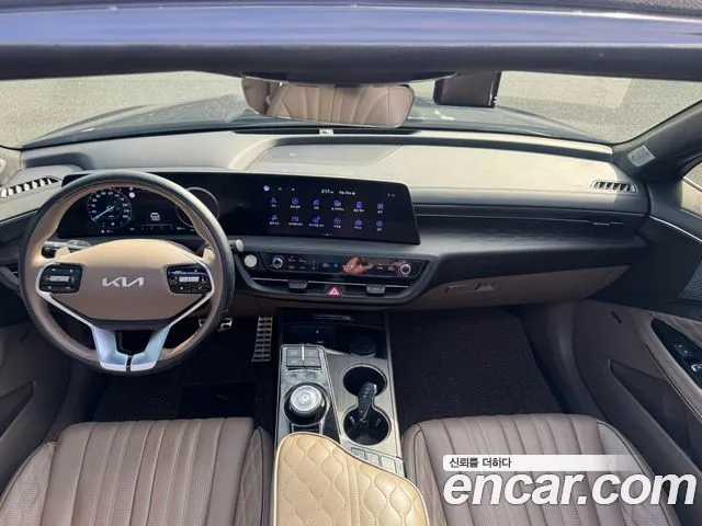 Kia K8 — Фото автомобиля 7