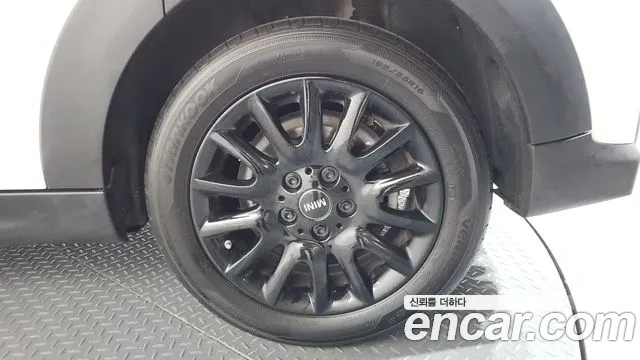 Mini Cooper Cooper 5 дверей Classic — Фото автомобиля 20