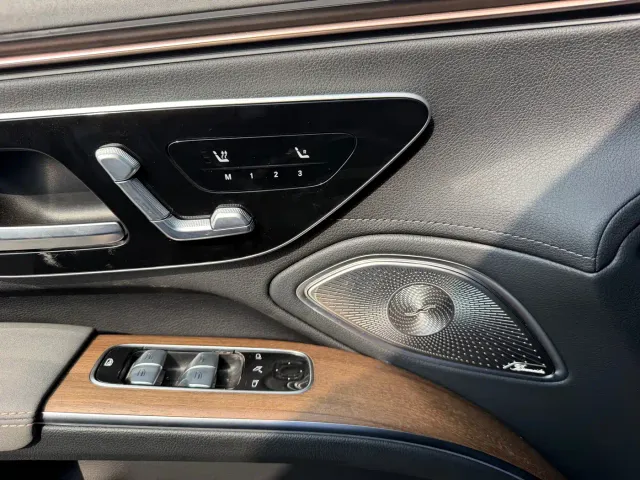 Mercedes-Benz EQS — Фото автомобиля 6