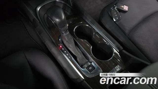 Chevrolet Malibu — Фото автомобиля 12