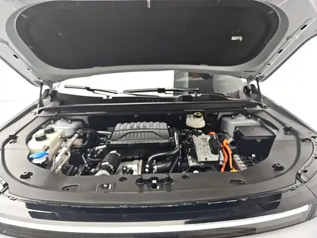 Jetour Shanhai Jetour Shanhai L7 PLUS 2025 220km Elite Edition 7-seater — Фото автомобиля 12
