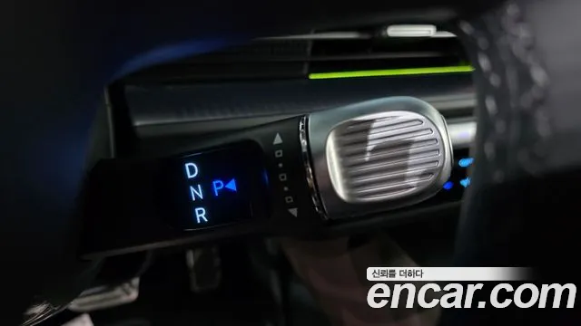 Hyundai Ioniq 6 — Фото автомобиля 12
