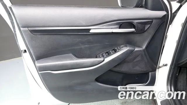 Kia Seltos Бензин 1.6 турбо 2WD — Фото автомобиля 24