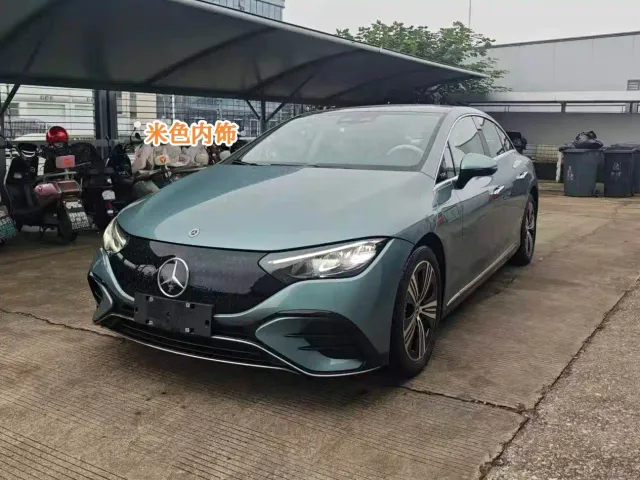 Фотография автомобиля — Mercedes-Benz EQE